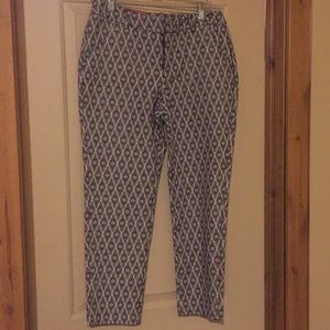 NWT Merona classic ankle pant. Size 8 black cream